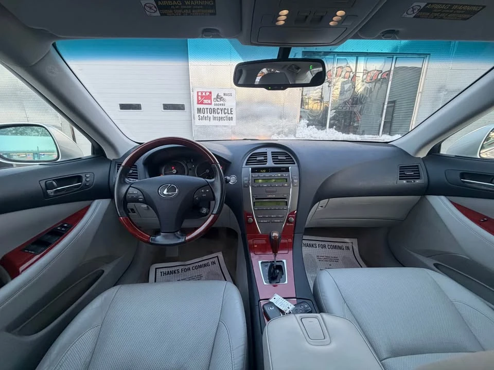 2007 Lexus ES 5th Gen - Image 15 of 19