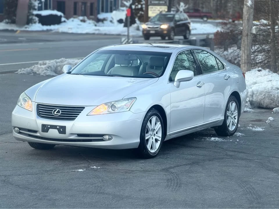 2007 Lexus ES 5th Gen - Image 2 of 19