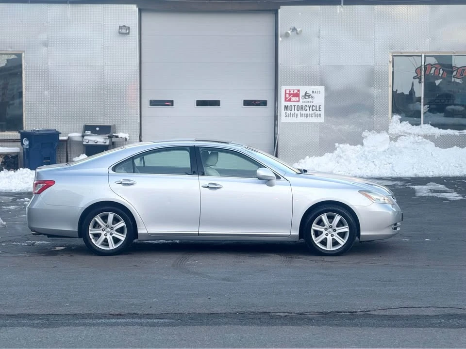 2007 Lexus ES 5th Gen - Image 4 of 19
