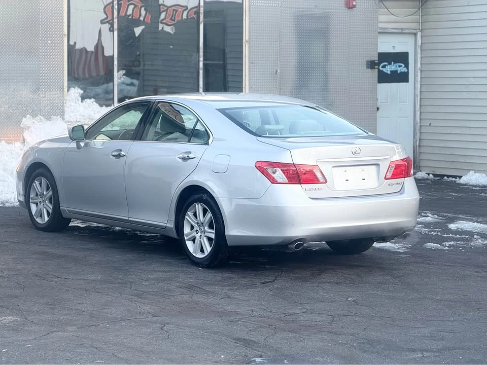 2007 Lexus ES 5th Gen - Image 5 of 19