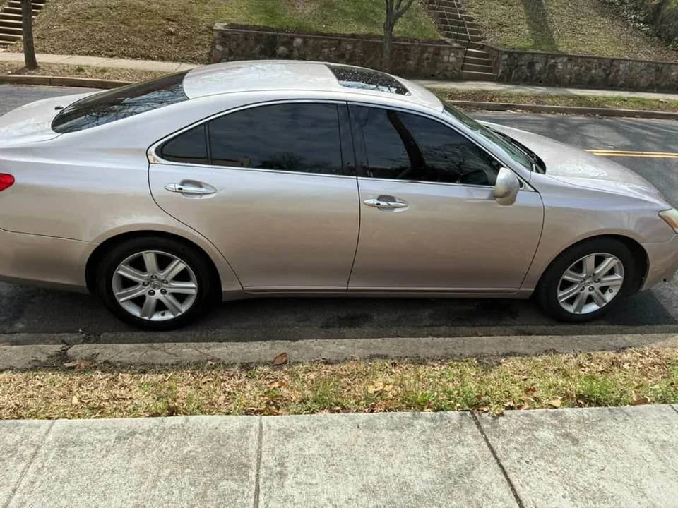 2007 Lexus ES 5th Gen - Image 4 of 6