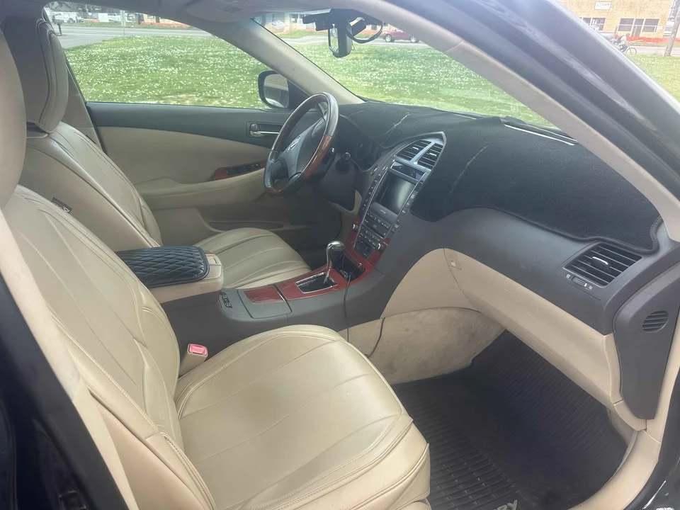 2007 Lexus ES 5th Gen - Image 9 of 12