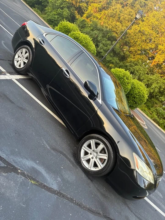 2007 Lexus ES 5th Gen - Image 3 of 13