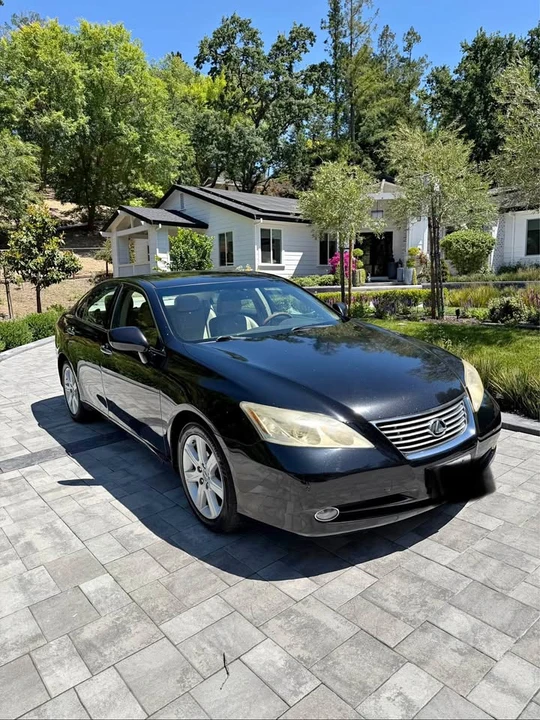 2007 Lexus ES 5th Gen - Image 2 of 13