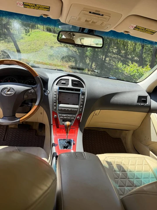 2007 Lexus ES 5th Gen - Image 7 of 13