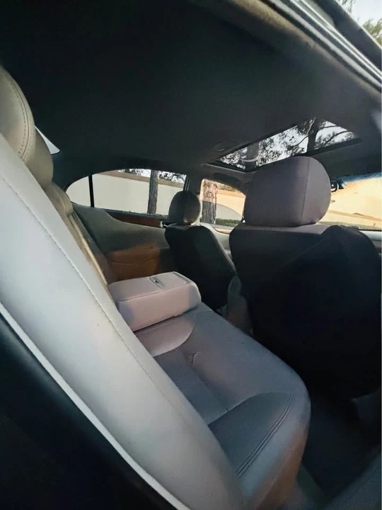 2007 Lexus ES 5th Gen - Image 11 of 14