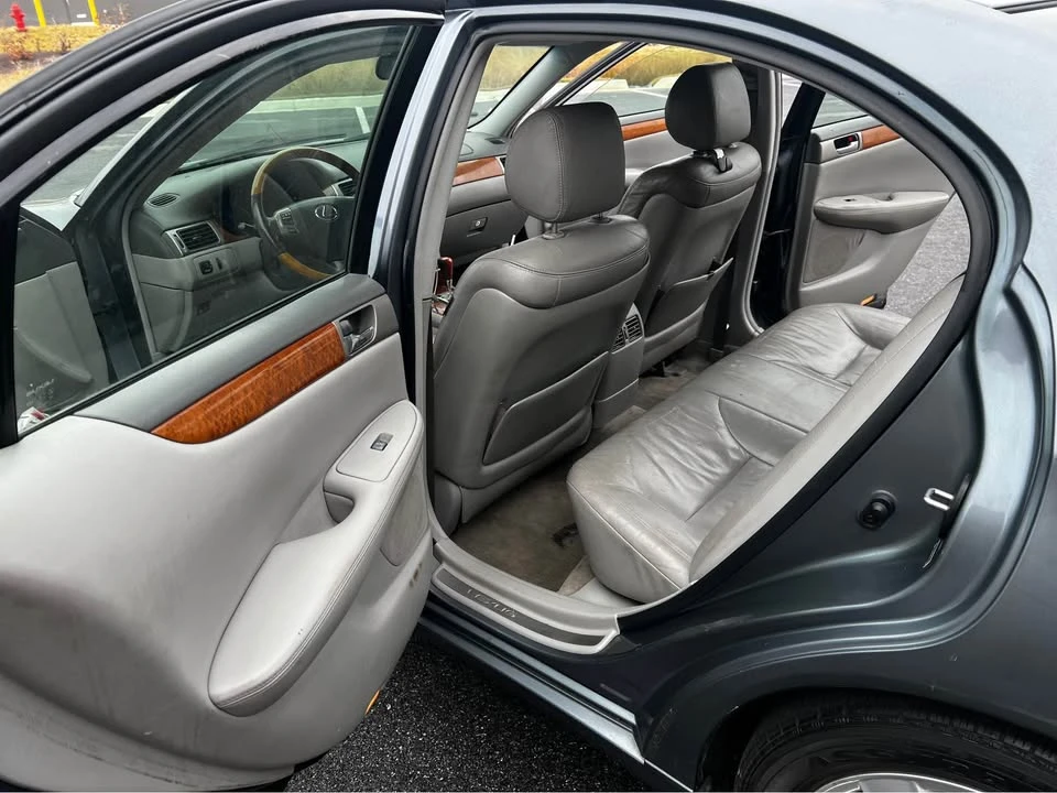 2007 Lexus ES 4th Gen - Image 8 of 8
