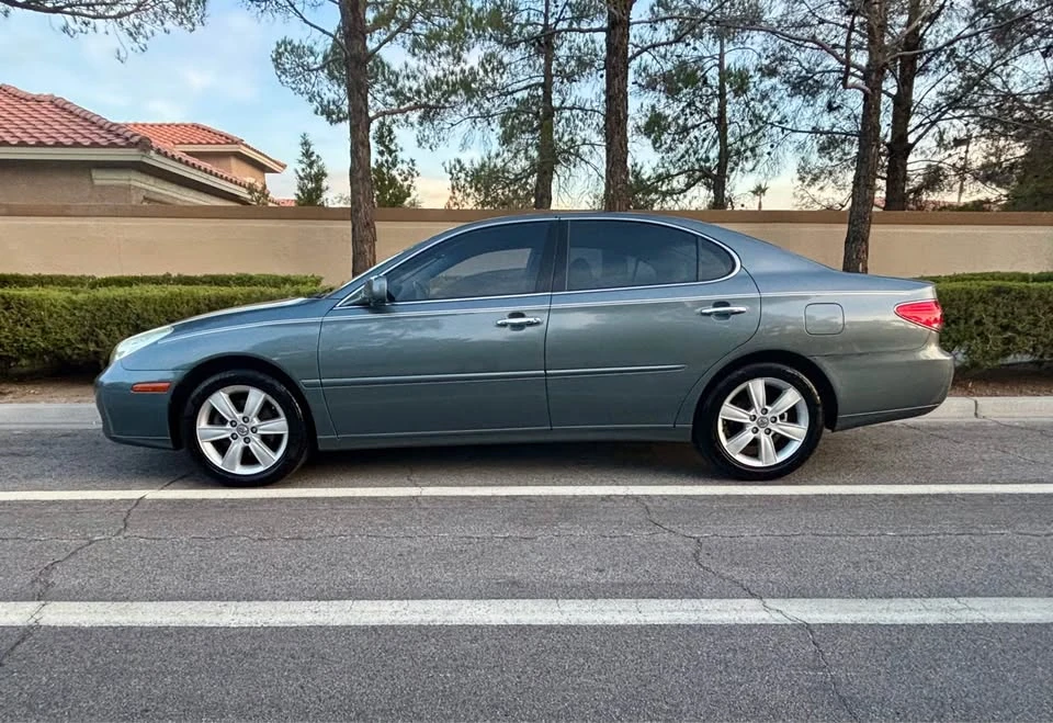 2007 Lexus ES 5th Gen - Image 9 of 14