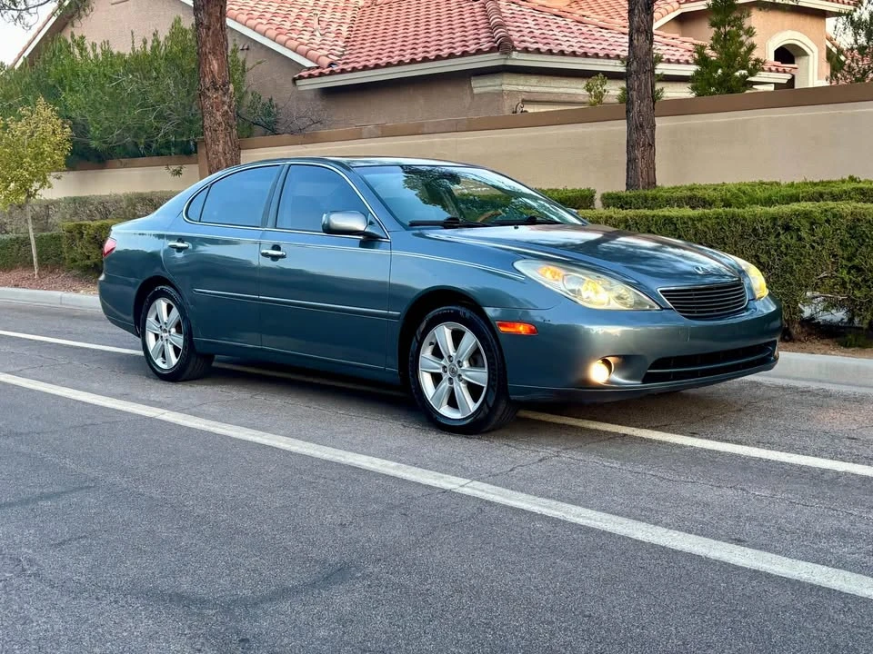 2007 Lexus ES 5th Gen - Image 3 of 14