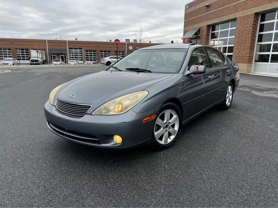 2007 Lexus ES 4th Gen - Image 2 of 8