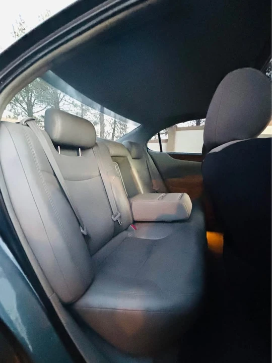 2007 Lexus ES 5th Gen - Image 10 of 14