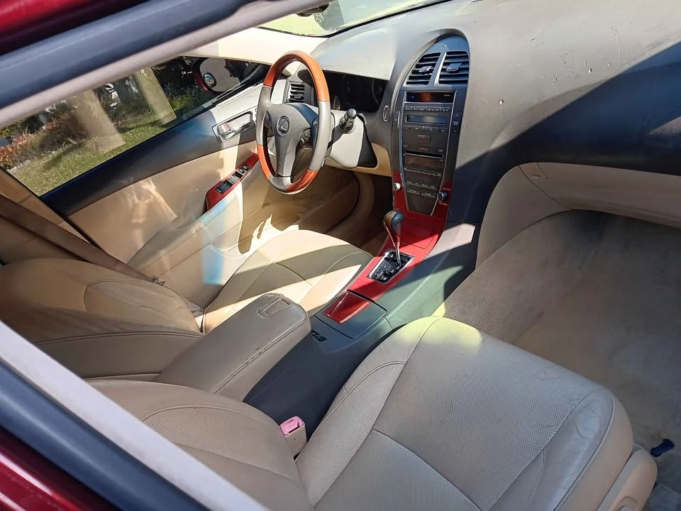 2007 Lexus ES 4th Gen - Image 6 of 11