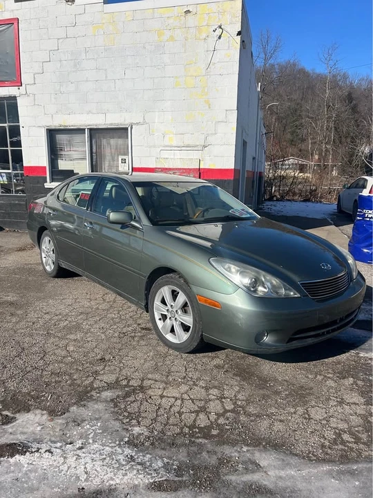 2007 Lexus ES 4th Gen - Image 2 of 5
