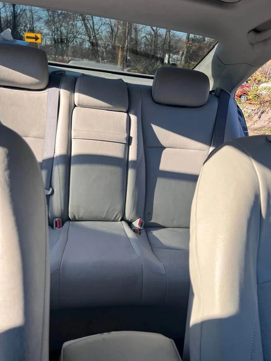 2007 Lexus ES 5th Gen - Image 10 of 12
