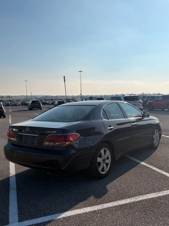 2007 Lexus ES 5th Gen - Image 4 of 12
