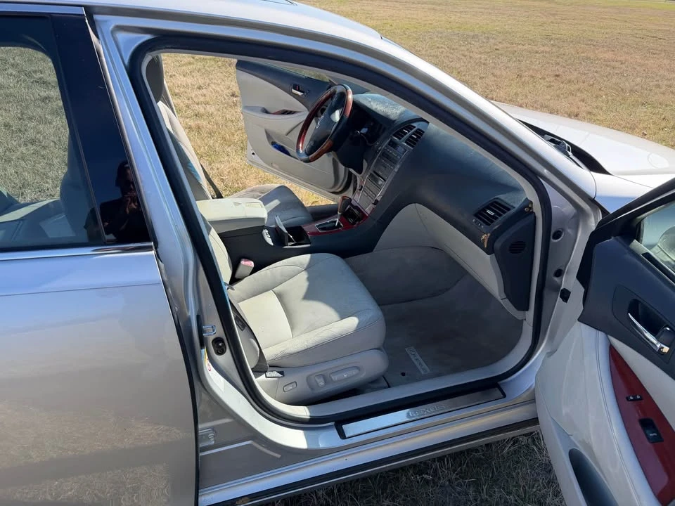 2007 Lexus ES 5th Gen - Image 7 of 8