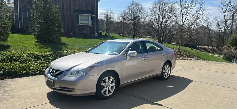 2007 Lexus ES 5th Gen - Image 4 of 11