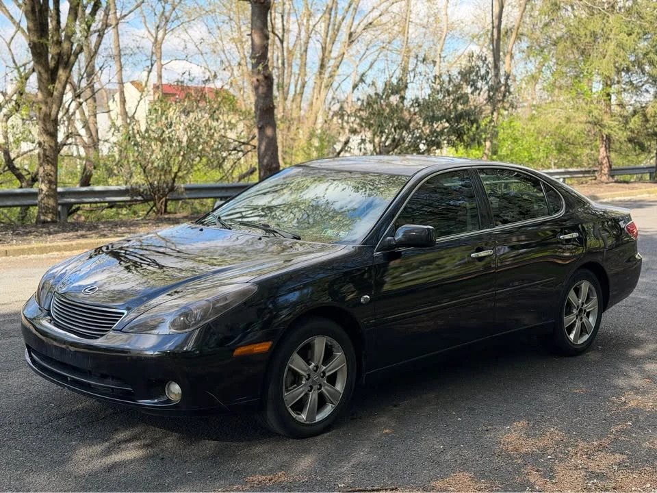 2007 Lexus ES 5th Gen - Image 2 of 9