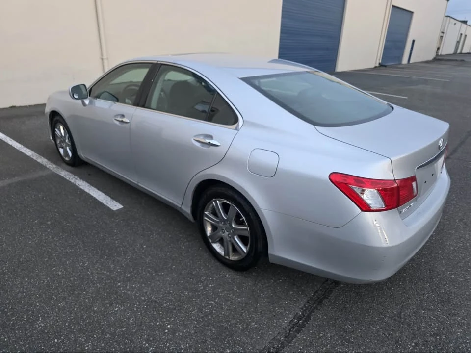 2007 Lexus ES 5th Gen - Image 3 of 17