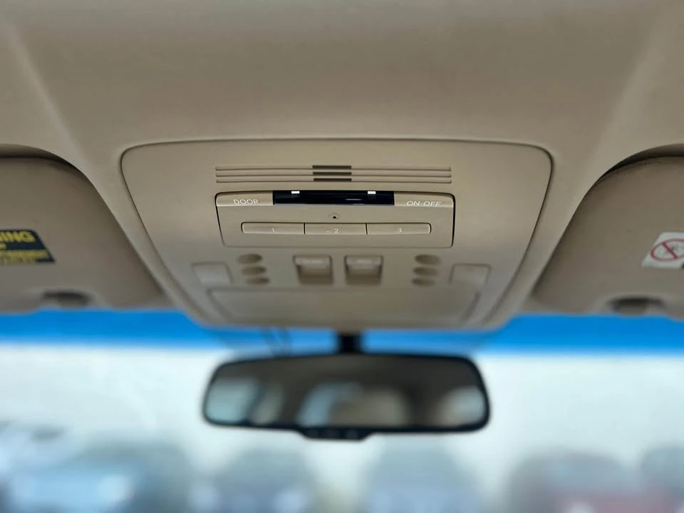 2007 Lexus ES 5th Gen - Image 12 of 19
