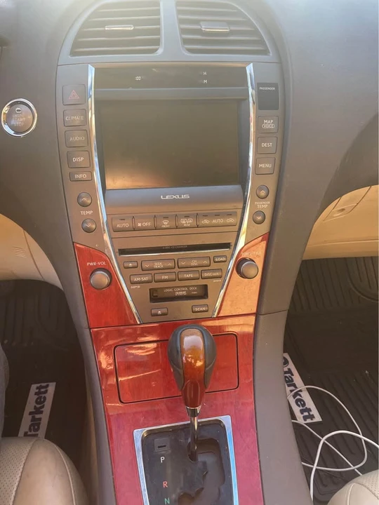 2007 Lexus ES 5th Gen - Image 8 of 10