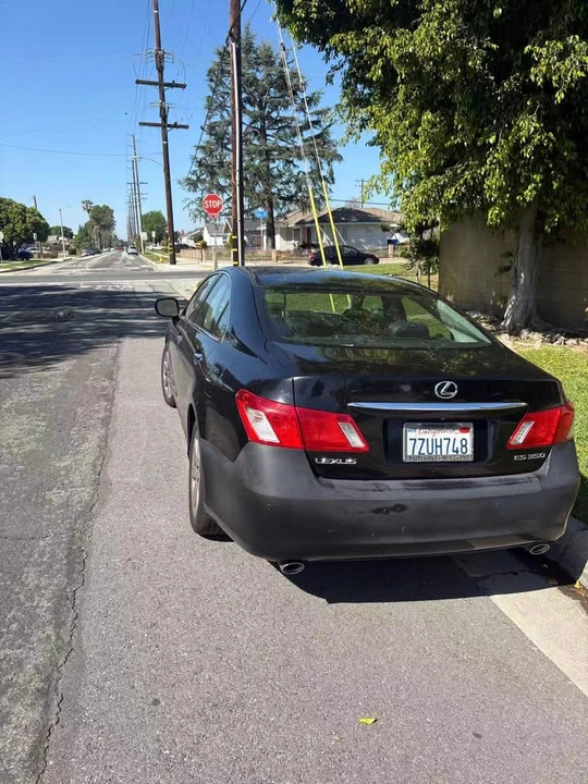 2007 Lexus ES 5th Gen - Image 2 of 2