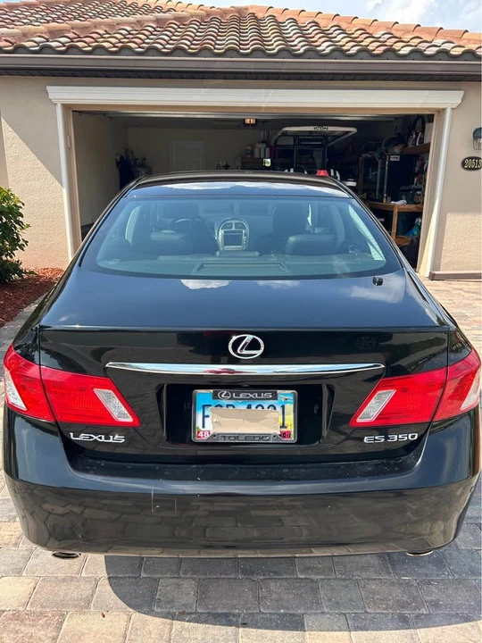 2007 Lexus ES 5th Gen - Image 2 of 8