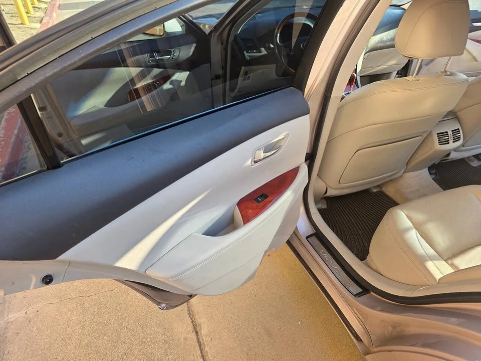 2007 Lexus ES 5th Gen - Image 15 of 20