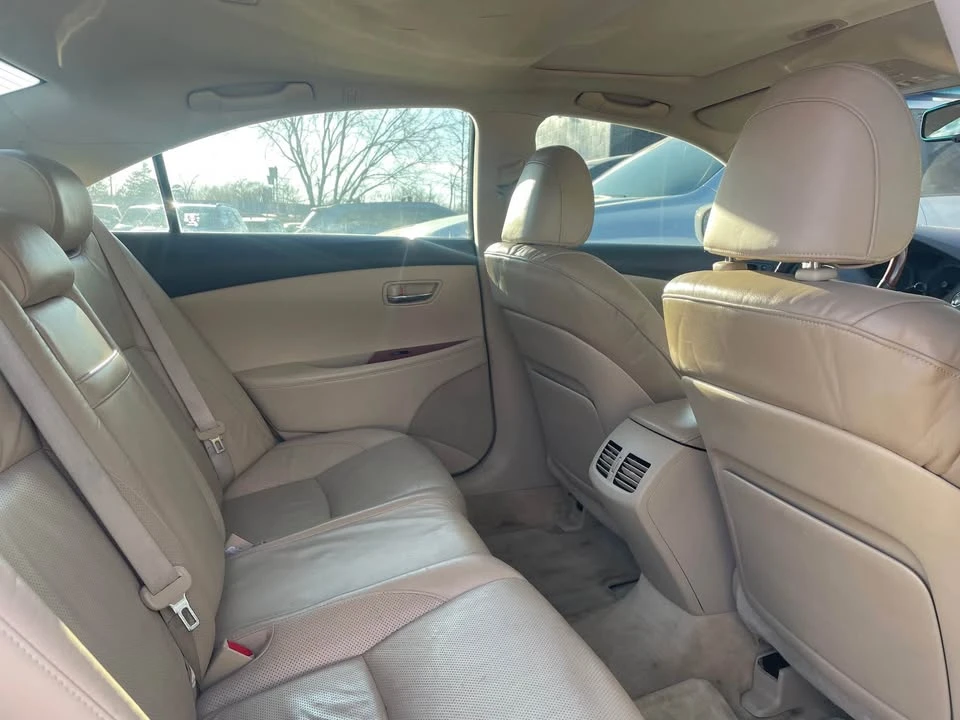 2007 Lexus ES 5th Gen - Image 8 of 8