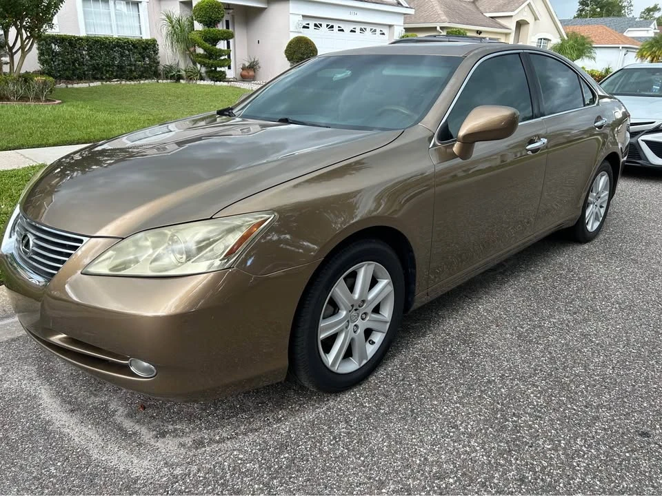 2007 Lexus ES 5th Gen - Image 2 of 10