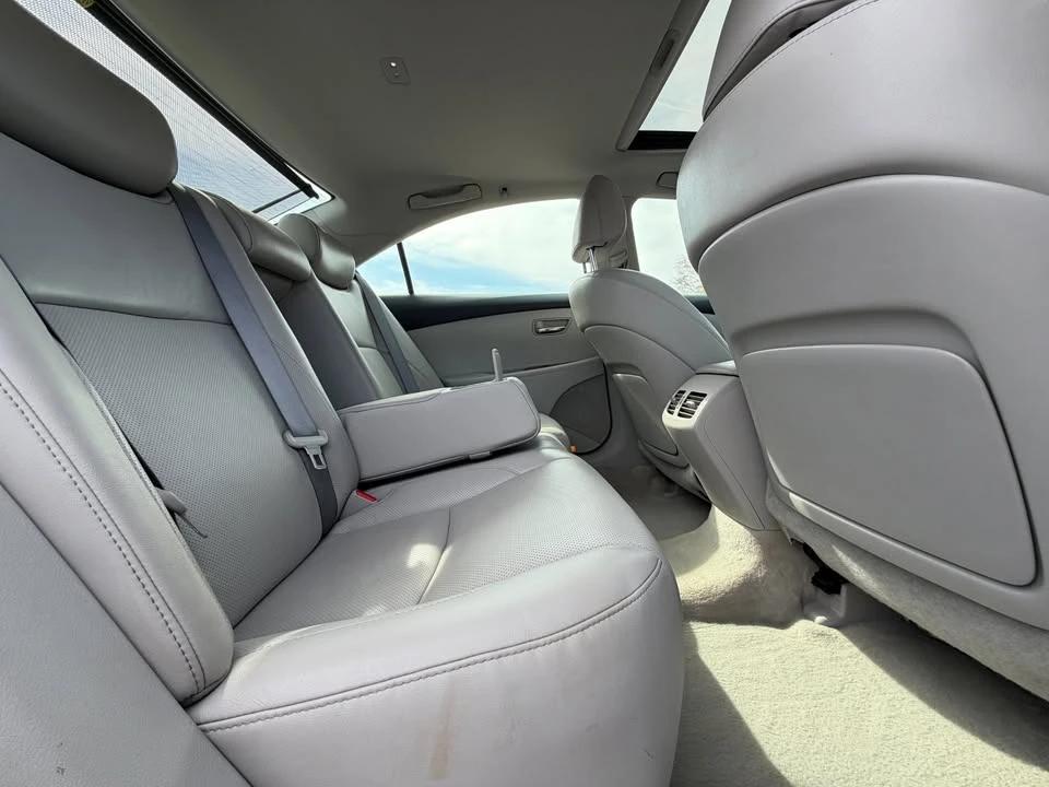 2007 Lexus ES 5th Gen - Image 13 of 19