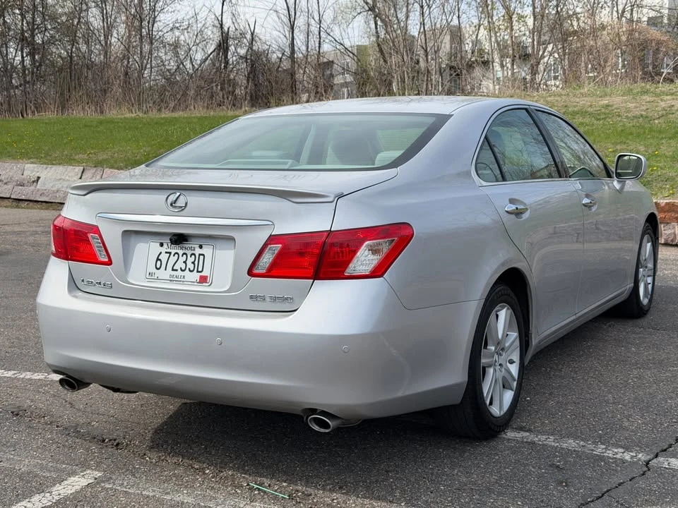 2007 Lexus ES 5th Gen - Image 3 of 19