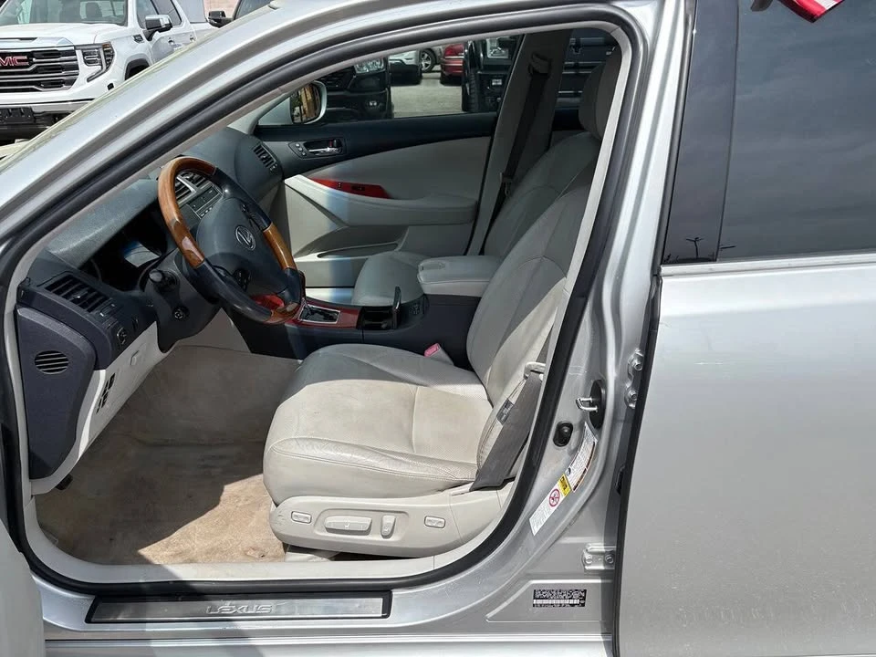 2007 Lexus ES 5th Gen - Image 7 of 15