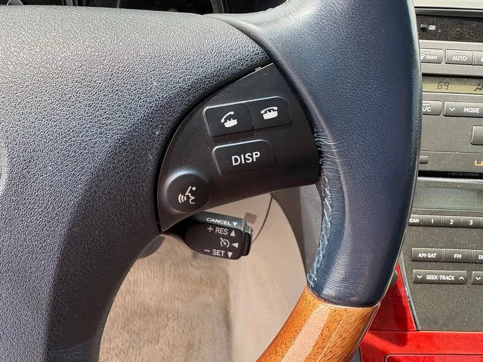 2007 Lexus ES 5th Gen - Image 11 of 15