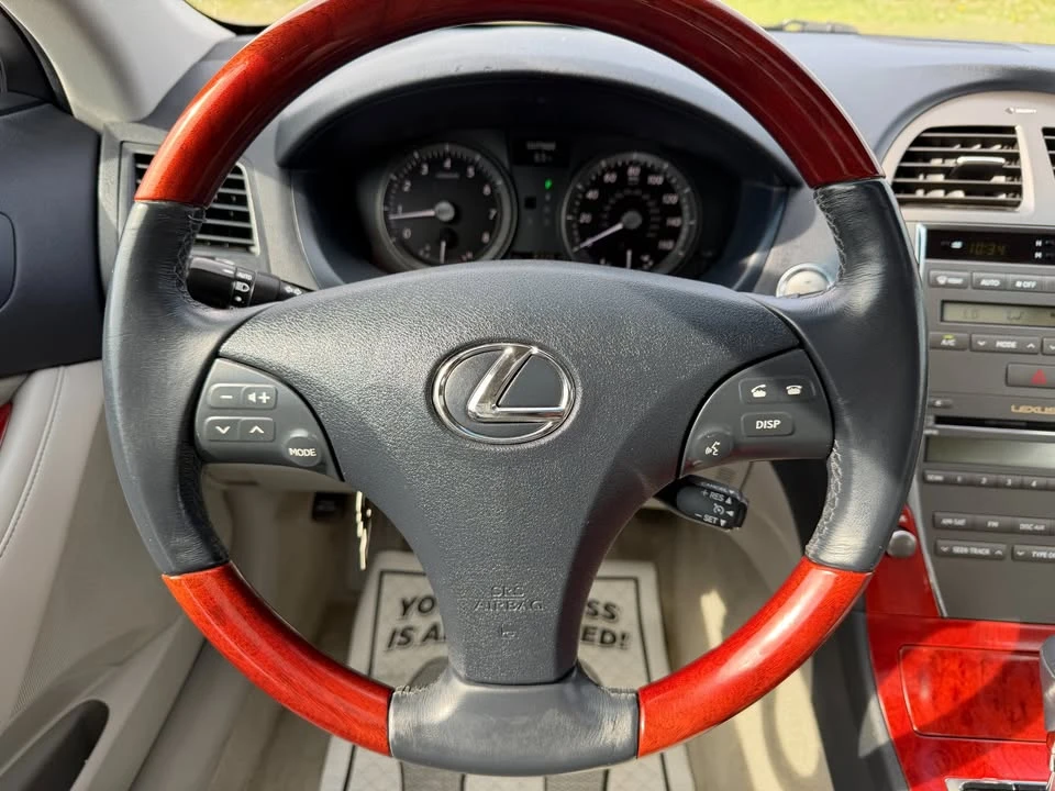 2007 Lexus ES 5th Gen - Image 17 of 19