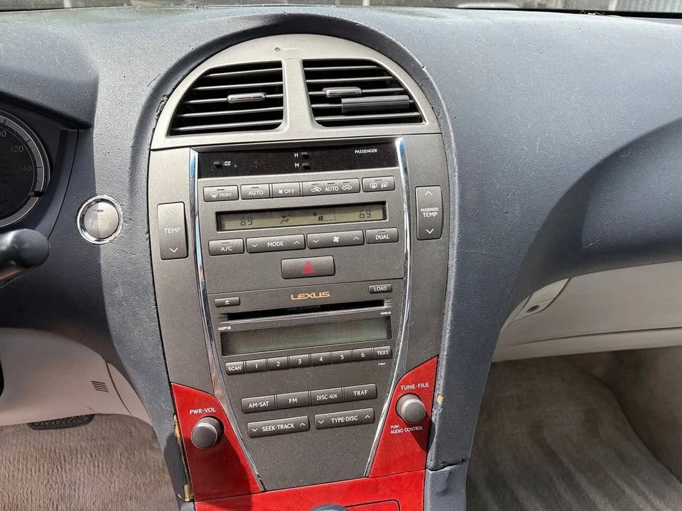 2007 Lexus ES 5th Gen - Image 12 of 15