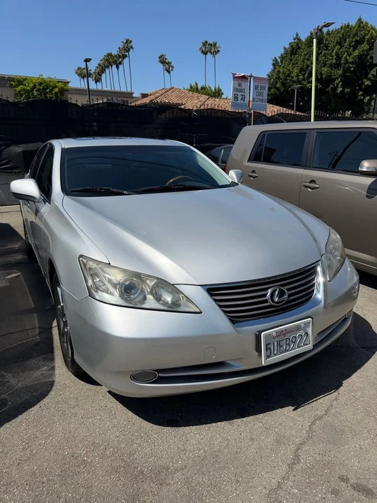 2007 Lexus ES 5th Gen - Image 2 of 7