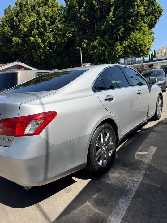 2007 Lexus ES 5th Gen - Image 5 of 7