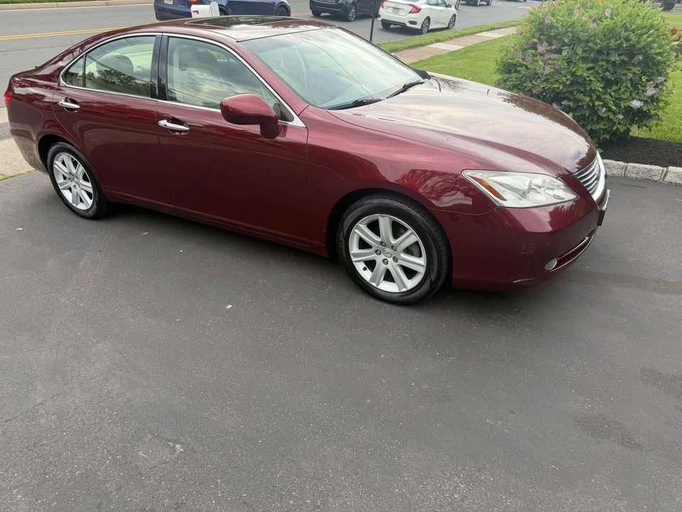 2007 Lexus ES 5th Gen - Image 4 of 10
