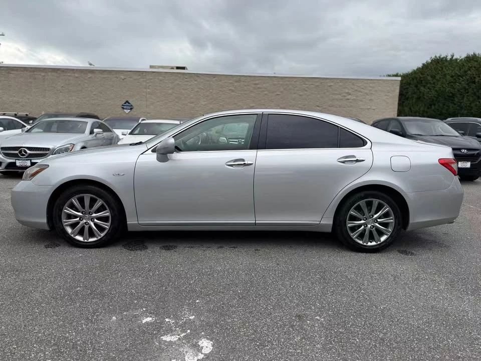 2007 Lexus ES 5th Gen - Image 2 of 11