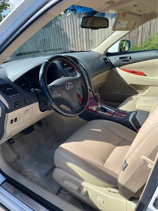 2007 Lexus ES 5th Gen - Image 5 of 14