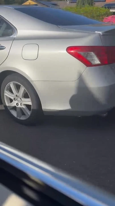 2007 Lexus ES 5th Gen - Image 2 of 2