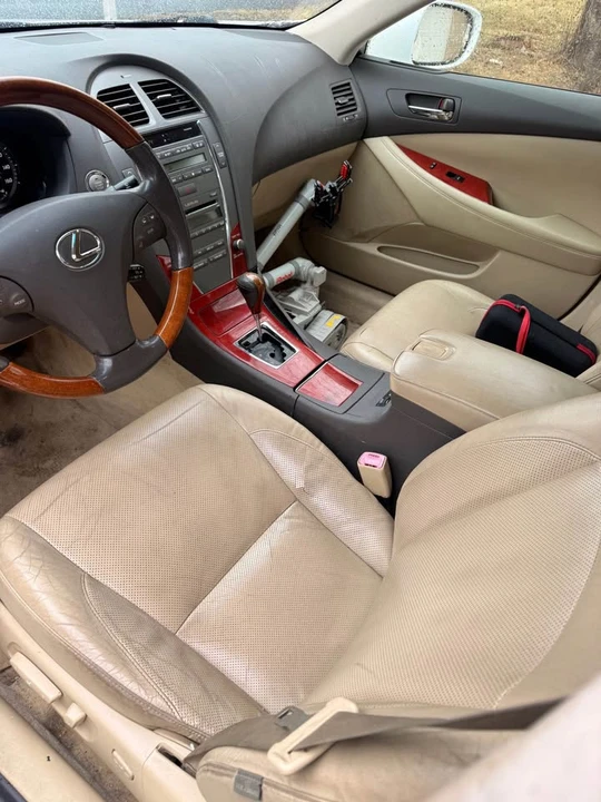 2007 Lexus ES 5th Gen - Image 4 of 7