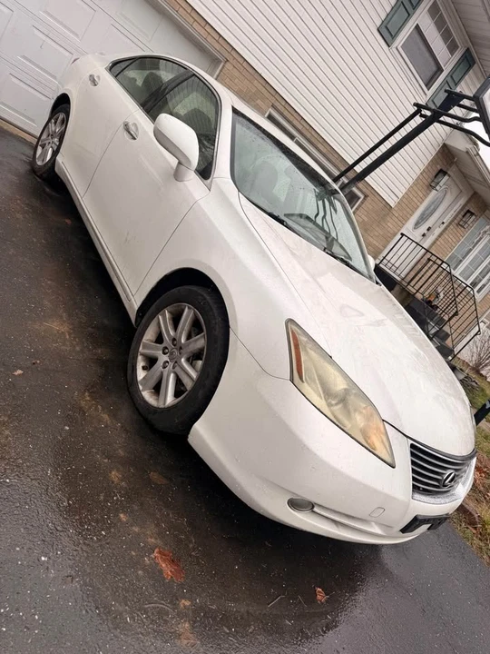 2007 Lexus ES 5th Gen - Image 2 of 7