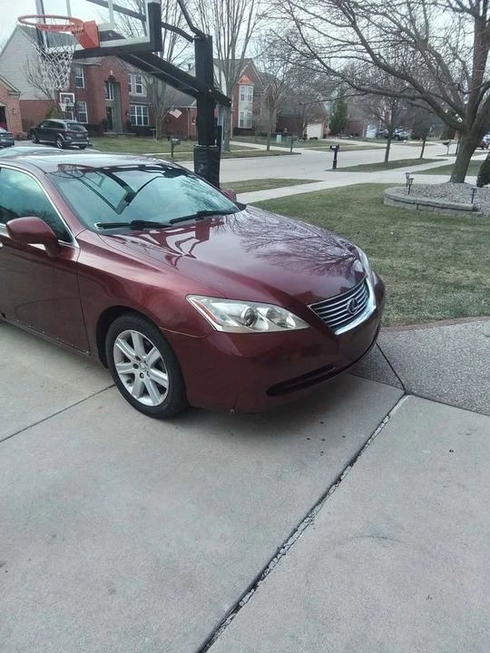 2007 Lexus ES 5th Gen - Image 3 of 13