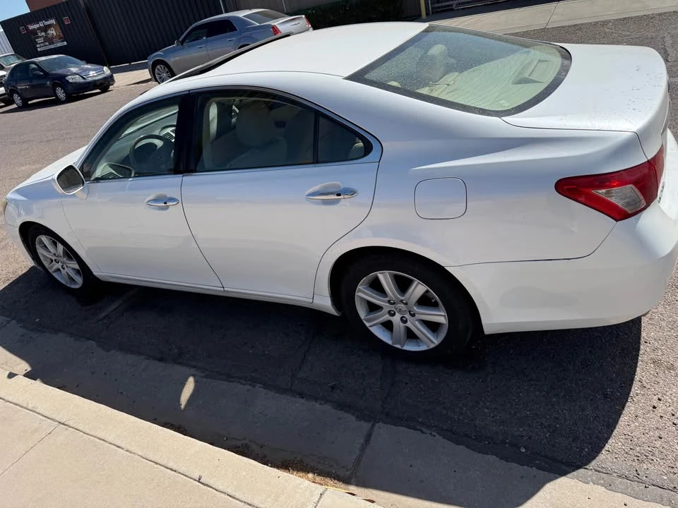 2007 Lexus ES 5th Gen - Image 4 of 8