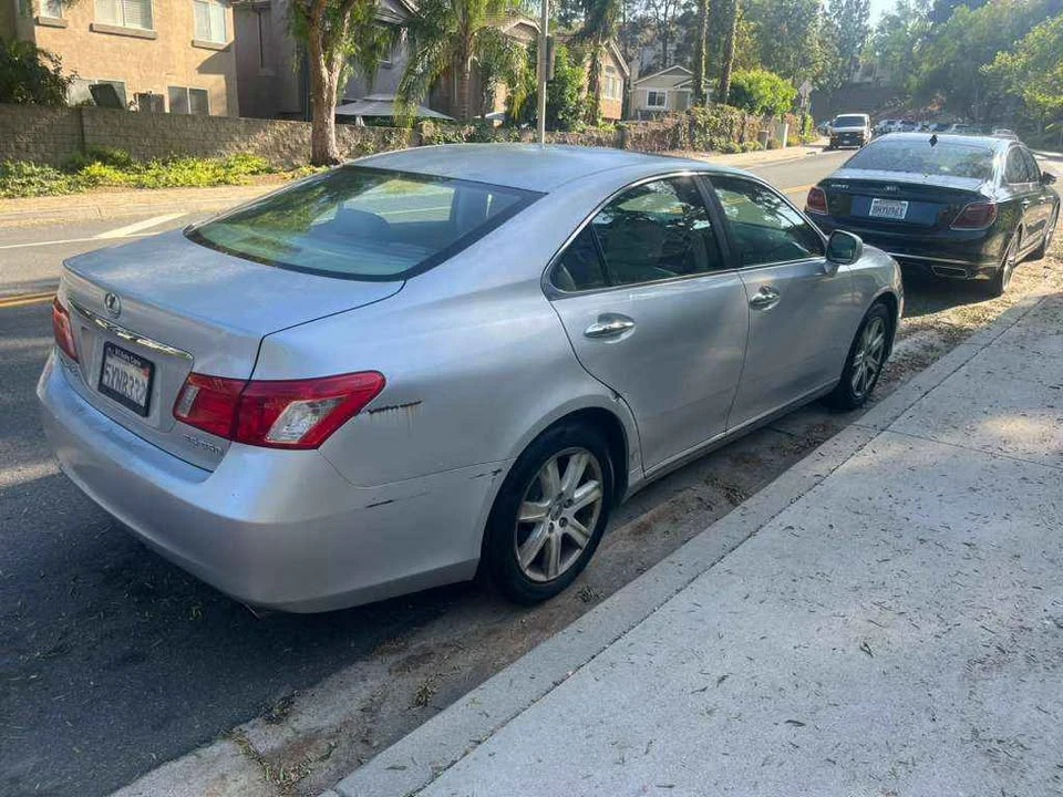 2007 Lexus ES 5th Gen - Image 5 of 10
