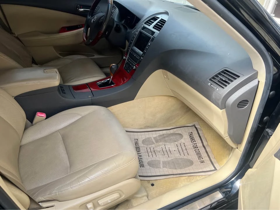 2007 Lexus ES 5th Gen - Image 2 of 5