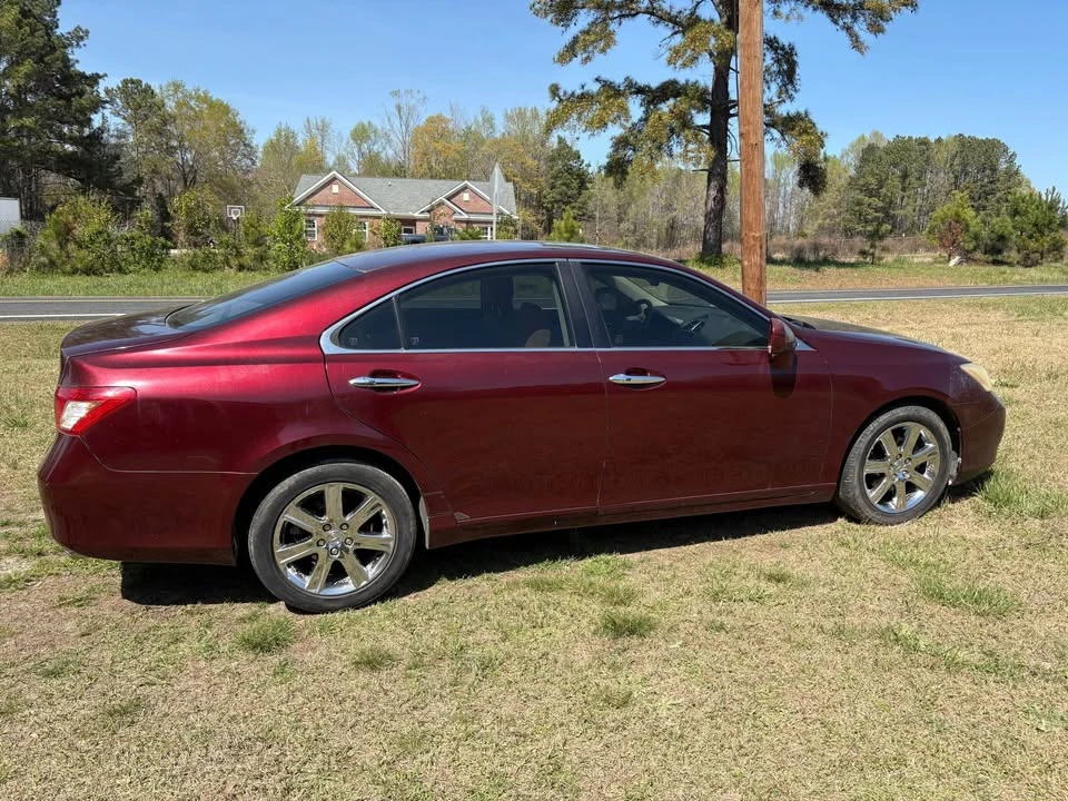 2007 Lexus ES 5th Gen - Image 2 of 8