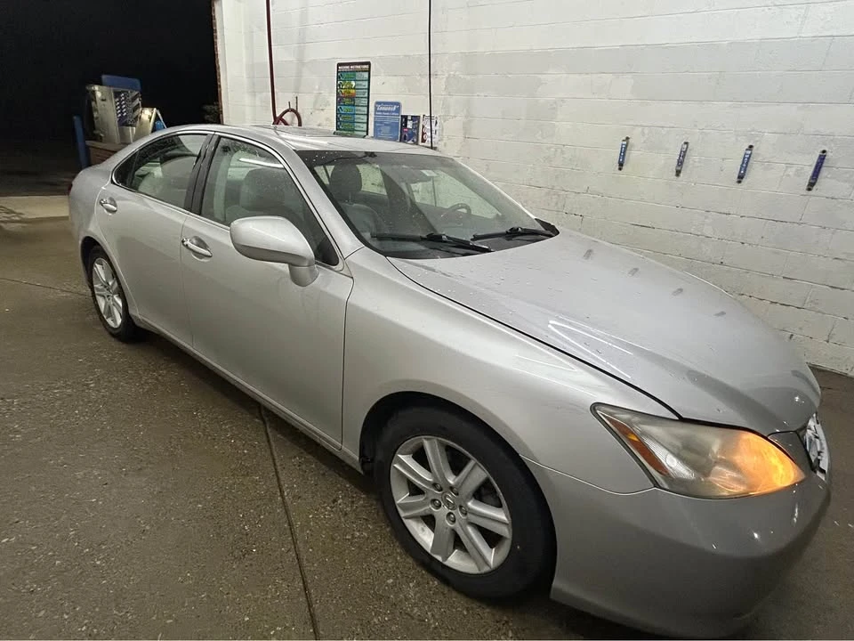 2007 Lexus ES 5th Gen - Image 2 of 8